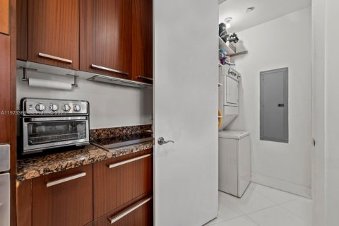 Copropriété à vendre à Sunny Isles Beach, Floride: 2 chambres, 171.59 m2 № 2034932 - photo 6