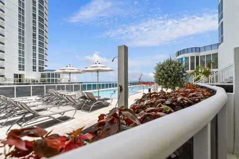 Copropriété à vendre à Sunny Isles Beach, Floride: 2 chambres, 171.59 m2 № 2034932 - photo 30