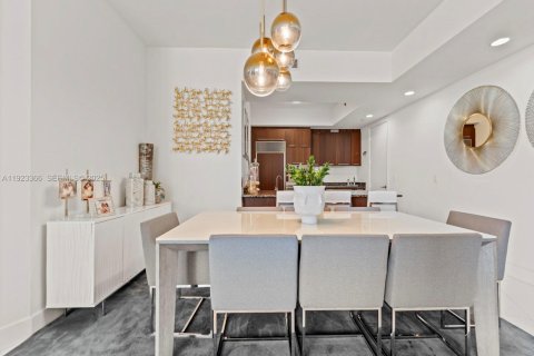 Copropriété à vendre à Sunny Isles Beach, Floride: 2 chambres, 171.59 m2 № 2034932 - photo 10