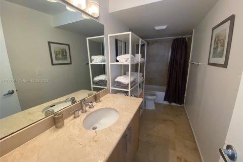 Copropriété à louer à Bal Harbour, Floride: 1 chambre, 83.24 m2 № 1696130 - photo 9