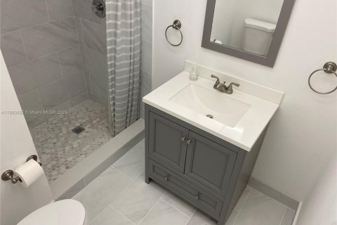 Снять в аренду кондоминиум в Уэстон, Флорида 2 спальни, 118.26м2, № 1952112 - фото 19