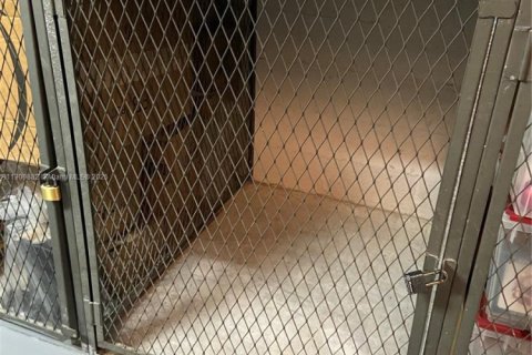 Снять в аренду кондоминиум в Уэстон, Флорида 2 спальни, 118.26м2, № 1952112 - фото 20