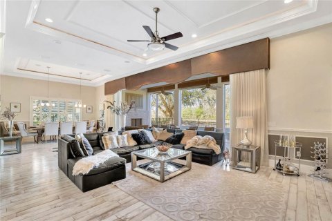 House in Four Corners, Florida 5 bedrooms, 437.38 sq.m. № 2113907 - photo 16