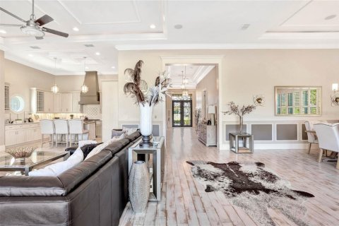 House in Four Corners, Florida 5 bedrooms, 437.38 sq.m. № 2113907 - photo 24