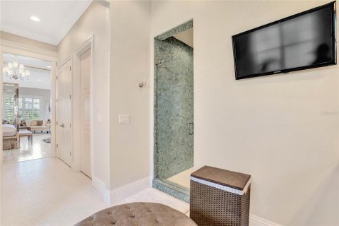 House in Four Corners, Florida 5 bedrooms, 437.38 sq.m. № 2113907 - photo 30