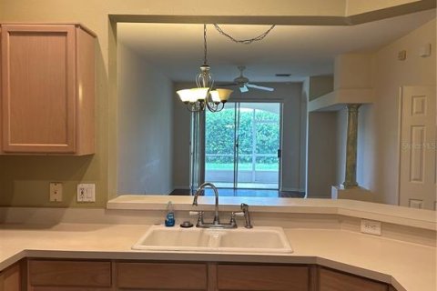 Townhouse in Kissimmee, Florida 2 bedrooms, 140.47 sq.m. № 1903295 - photo 8