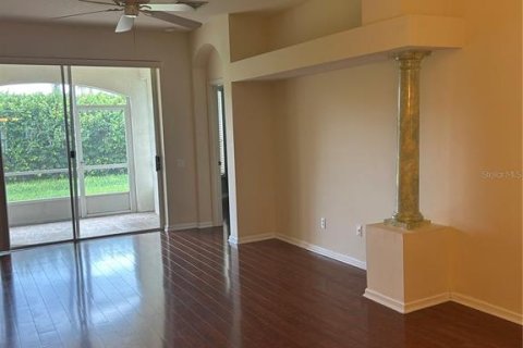 Townhouse in Kissimmee, Florida 2 bedrooms, 140.47 sq.m. № 1903295 - photo 10