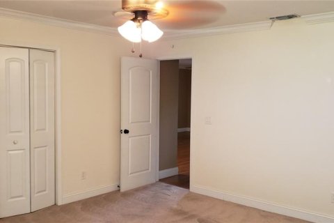 Townhouse in Ocala, Florida 2 bedrooms, 116.03 sq.m. № 2148956 - photo 5