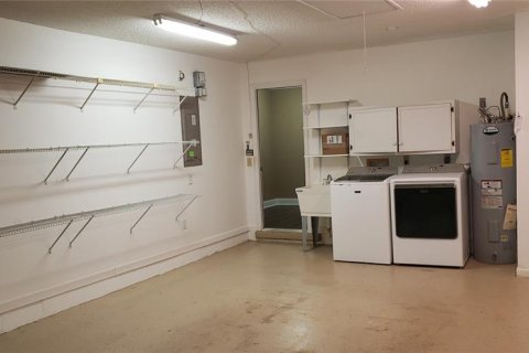 Townhouse in Ocala, Florida 2 bedrooms, 116.03 sq.m. № 2148956 - photo 12