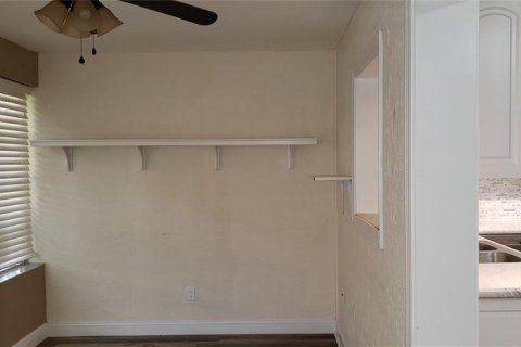 Townhouse in Ocala, Florida 2 bedrooms, 116.03 sq.m. № 2148956 - photo 11