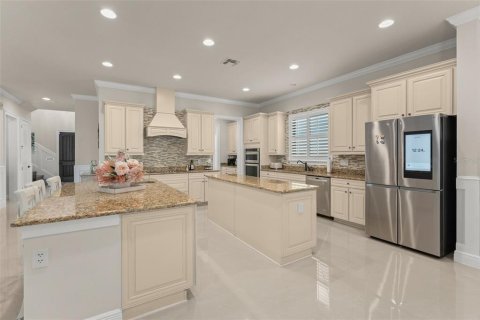 Villa ou maison à vendre à Orlando, Floride: 7 chambres, 498.33 m2 № 2329770 - photo 16