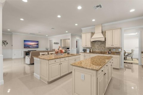 Villa ou maison à vendre à Orlando, Floride: 7 chambres, 498.33 m2 № 2329770 - photo 13