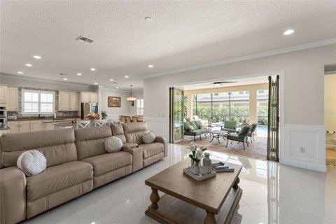 Villa ou maison à vendre à Orlando, Floride: 7 chambres, 498.33 m2 № 2329770 - photo 29