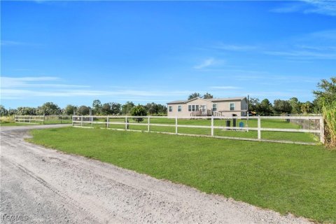 Купить виллу или дом в Лабель, Флорида 4 спальни, № 1991796 - фото 3