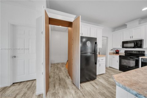 Купить виллу или дом в Лабель, Флорида 4 спальни, № 1991796 - фото 15