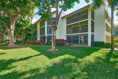 Condo in Boynton Beach, Florida, 2 bedrooms № 2033018 - photo 10