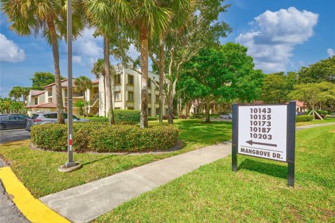 Condo in Boynton Beach, Florida, 2 bedrooms № 2033018 - photo 2