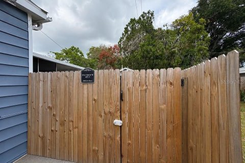 Villa ou maison à louer à Bradenton, Floride: 2 chambres, 114.46 m2 № 2415069 - photo 2