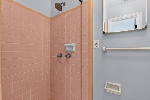 Casa en venta en Gainesville, Florida, 6 dormitorios, 175.96 m2 № 2291938 - foto 25