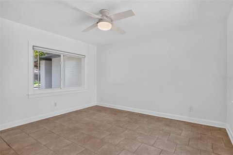 Casa en venta en Gainesville, Florida, 6 dormitorios, 175.96 m2 № 2291938 - foto 22