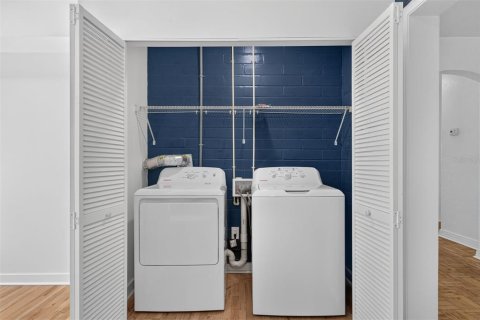 Casa en venta en Gainesville, Florida, 6 dormitorios, 175.96 m2 № 2291938 - foto 28