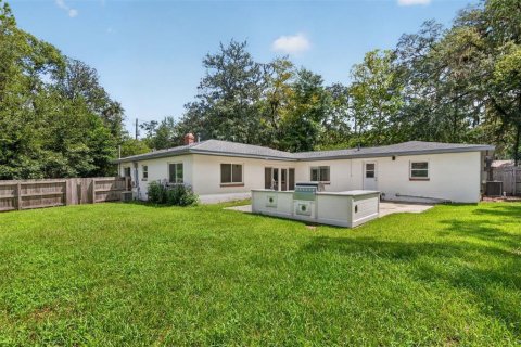 Casa en venta en Gainesville, Florida, 6 dormitorios, 175.96 m2 № 2291938 - foto 2