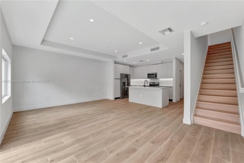 Condominio en venta en Coral Springs, Florida, 3 dormitorios, 151.71 m2 № 2077247 - foto 12
