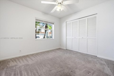 Casa en venta en Weston, Florida, 3 dormitorios, 163.97 m2 № 2051700 - foto 17