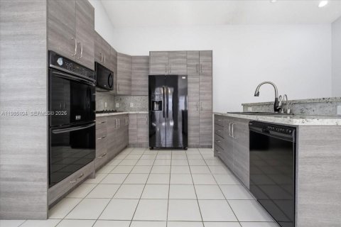 Casa en venta en Weston, Florida, 3 dormitorios, 163.97 m2 № 2051700 - foto 27