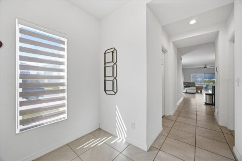 Villa ou maison à vendre à Kissimmee, Floride: 4 chambres, 208.84 m2 № 2216589 - photo 5