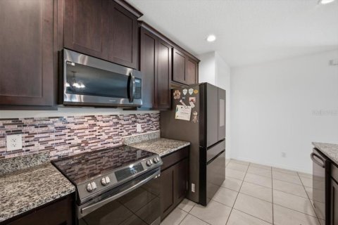 Villa ou maison à vendre à Kissimmee, Floride: 4 chambres, 208.84 m2 № 2216589 - photo 7