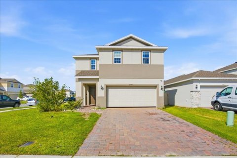 Villa ou maison à vendre à Kissimmee, Floride: 4 chambres, 208.84 m2 № 2216589 - photo 2