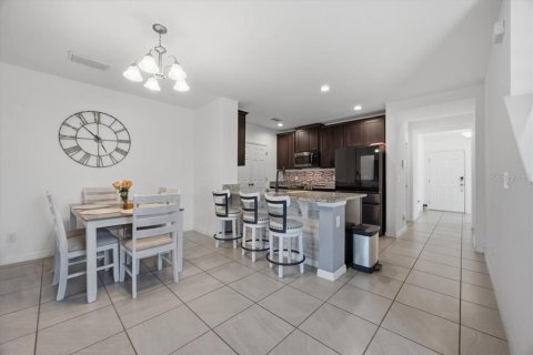 Villa ou maison à vendre à Kissimmee, Floride: 4 chambres, 208.84 m2 № 2216589 - photo 8