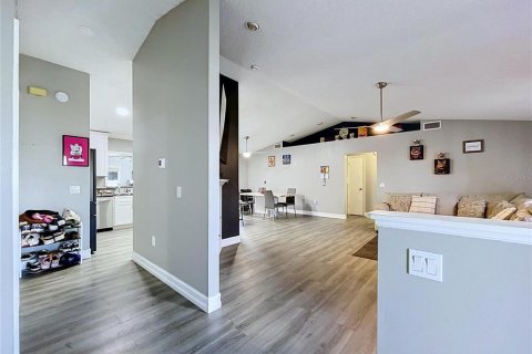 Casa en venta en Lakeland, Florida, 3 dormitorios, 166.3 m2 № 2199498 - foto 22
