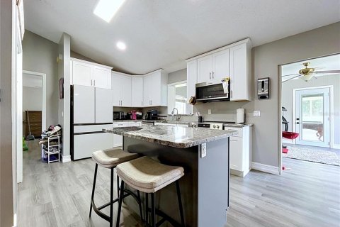 Casa en venta en Lakeland, Florida, 3 dormitorios, 166.3 m2 № 2199498 - foto 13