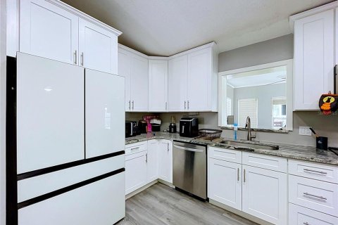 Casa en venta en Lakeland, Florida, 3 dormitorios, 166.3 m2 № 2199498 - foto 17