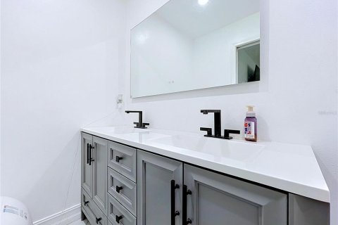 Casa en venta en Lakeland, Florida, 3 dormitorios, 166.3 m2 № 2199498 - foto 29