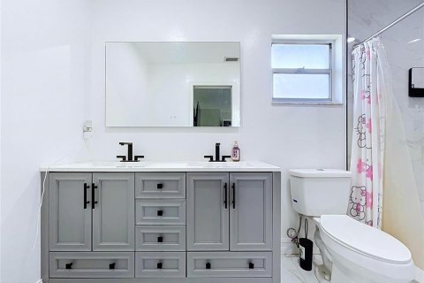 Casa en venta en Lakeland, Florida, 3 dormitorios, 166.3 m2 № 2199498 - foto 27