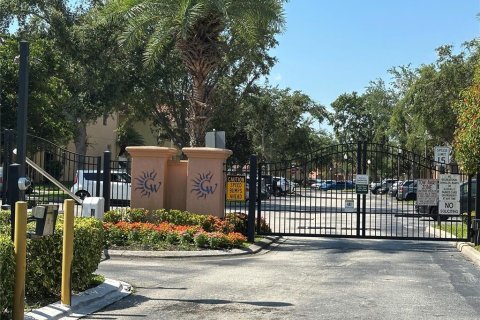 Townhouse in Kissimmee, Florida 3 bedrooms, 126.53 sq.m. № 1773723 - photo 21