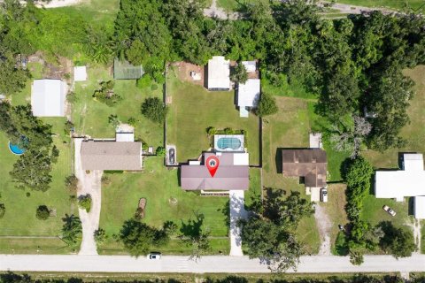 House in Riverview, Florida 3 bedrooms, 172.61 sq.m. № 1906268 - photo 2