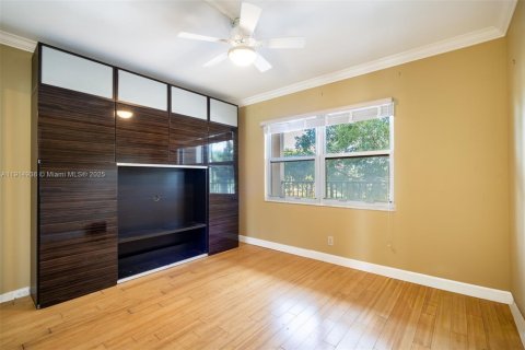 Купить кондоминиум в Пемброк-Пайнс, Флорида 2 спальни, 110.74м2, № 1970170 - фото 14