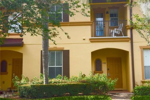 Townhouse in Davenport, Florida 3 bedrooms, 138.61 sq.m. № 2104469 - photo 2