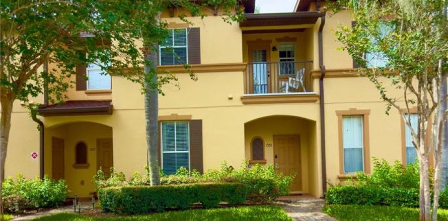 Townhouse in Davenport, Florida 3 bedrooms, 138.61 sq.m. № 2104469