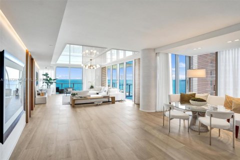 Condo in Fort Lauderdale, Florida, 3 bedrooms № 1989227 - photo 16