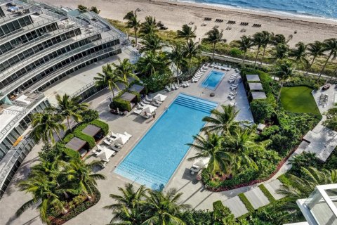 Condo in Fort Lauderdale, Florida, 3 bedrooms № 1989227 - photo 15