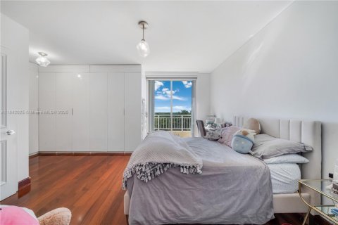 Condo in Key Biscayne, Florida, 3 bedrooms  № 1834467 - photo 4