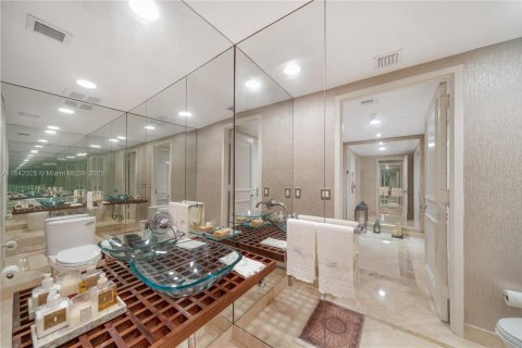 Condo in Key Biscayne, Florida, 3 bedrooms  № 1834467 - photo 19