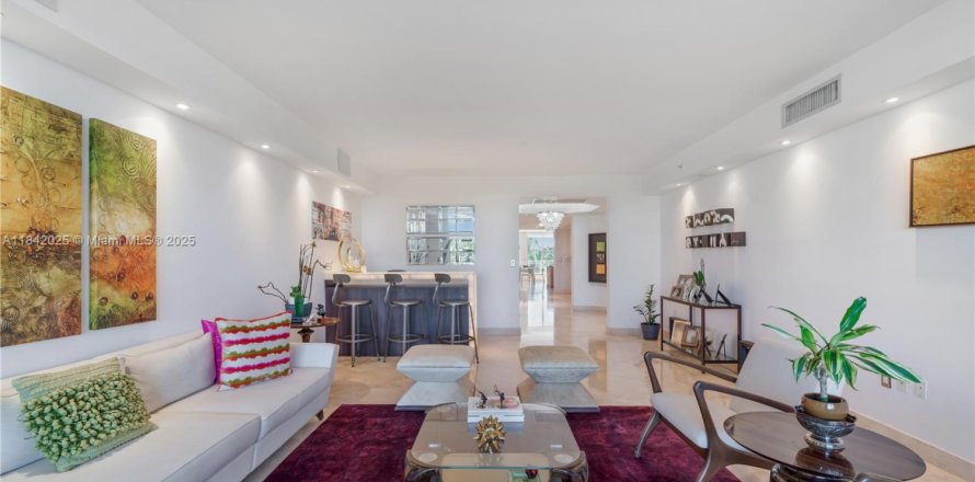 Condo in Key Biscayne, Florida, 3 bedrooms  № 1834467