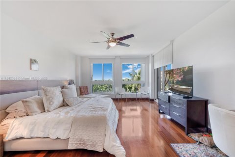 Condo in Key Biscayne, Florida, 3 bedrooms  № 1834467 - photo 26