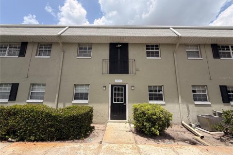 Condo in Orlando, Florida, 2 bedrooms  № 2238776